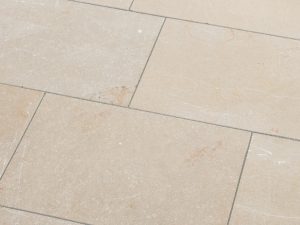 Madeira_Crema_Terrassenplatte